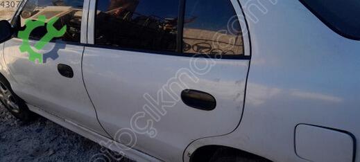 Hyundai Accent Kapı çıkma parça