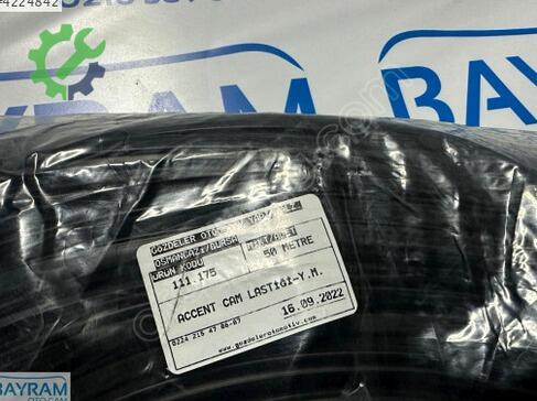Hyundai Accent Ön Cam çıkma parça