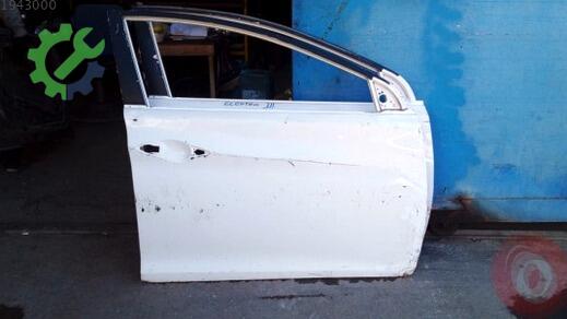 Hyundai Elantra Sağ Ön Kapı çıkma parça