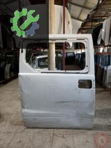 HYUNDAİ H-1 SAĞ ORTA SÜRGÜLÜ KAPI 2008-2011