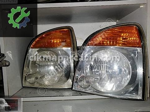 Hyundai H100 Sağ Ön Far çıkma parça