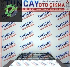 HYUNDAİ İ20 ACTİVE ORTA IZGARA 2015-2019 ÇIKMA PARÇA ORJİNAL