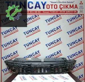 HYUNDAİ İ20 PANJUR ÜST PLASTİK 2021-2023 ÇIKMA PARÇA ORJİNAL