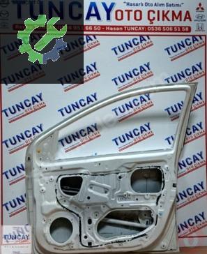 Hyundai i20 Sağ Ön Kapı 2008-2012 çıkma parça