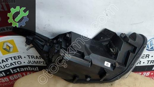 Hyundai İ20 sol ön far