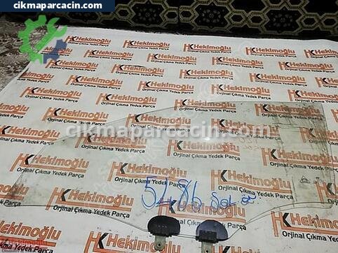 Hyundai i20 Sol Ön Kapı Camı çıkma parça