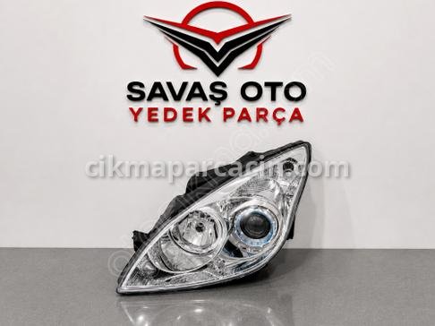 Hyundai i30 Sağ Ön Far çıkma parça