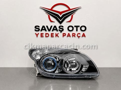 Hyundai i30 Sağ Ön Far çıkma parça