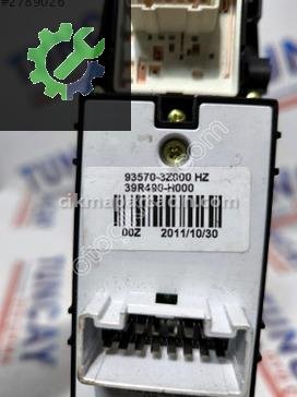 Hyundai i40 Cam Düğmesi 93570-3Z000 çıkma parça