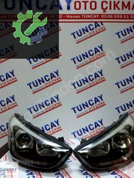 Hyundai ix35 Sağ Ön Far çıkma parça