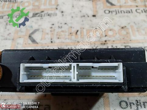 BMW 1 Serisi 954001RBP0 çıkma parça