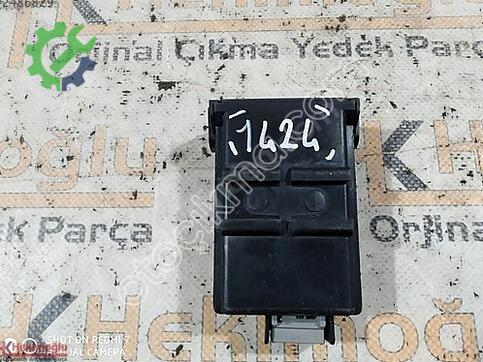 Mazda 121 95800 çıkma parça