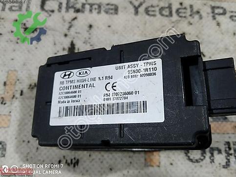 BMW 1 Serisi 958001R110 çıkma parça