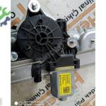 HYUNDAİ KONA CAM KRİKOSU MOTORLU SAĞ ARKA 83401-J9000, 82460J900