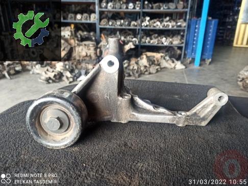 Hyundai Starex Motor Braketi çıkma parça