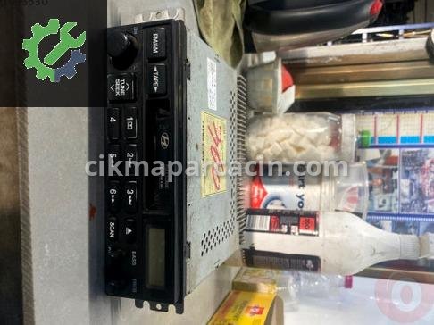 Hyundai Starex Multimedya / Teyp çıkma parça