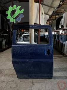 HYUNDAİ STAREX SAĞ ORTA SÜRGÜLÜ KAPI 2004-2007 (3. Adet)