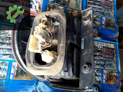 Hyundai Starex Bagaj Stop çıkma parça
