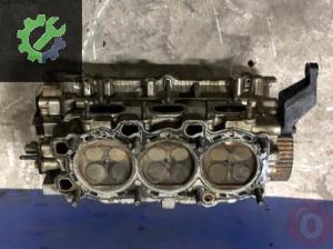 Hyundai trajet dolu silindir kapak 2.5L 2.7L sağ