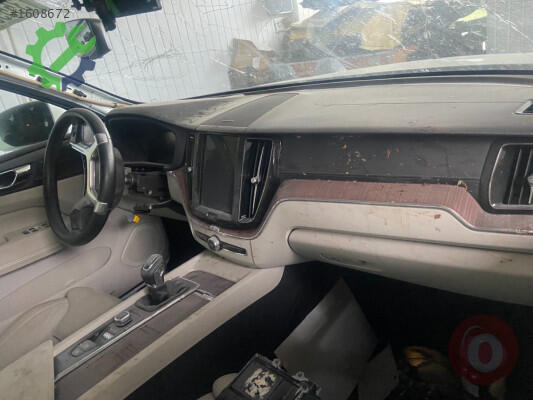 Volvo XC60 çıkma parça
