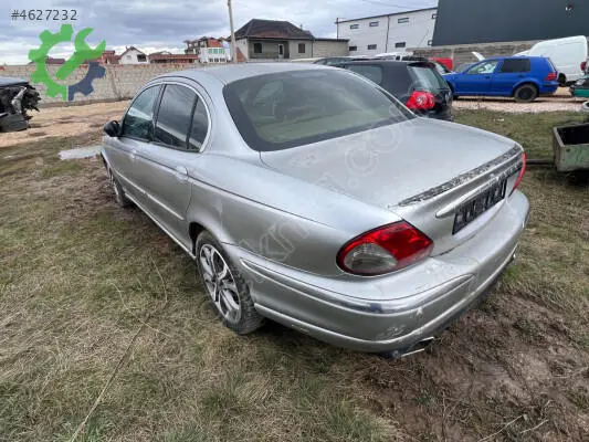 Jaguar X-Type Davlumbaz çıkma parça