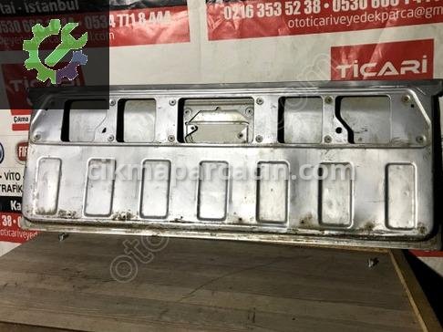 Isuzu D-Max Bagaj Kapağı çıkma parça