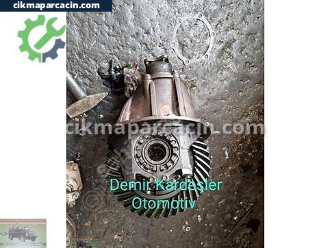 Isuzu NPR Defransiyel çıkma parça