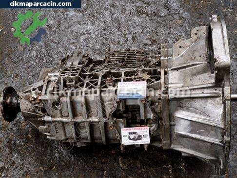 Isuzu NPR Şanzıman çıkma parça