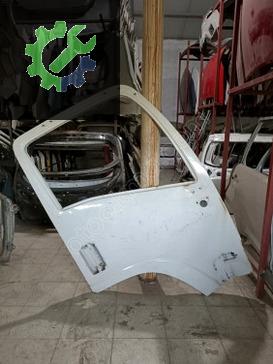 Isuzu NPR Sağ Ön Kapı çıkma parça