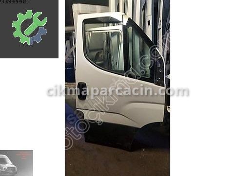 IVECO Daily Sağ Sürgülü Kapı çıkma parça