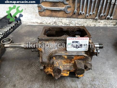Jeep CJ Şanzıman çıkma parça