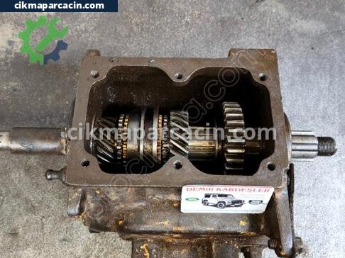 Jeep CJ Şanzıman çıkma parça