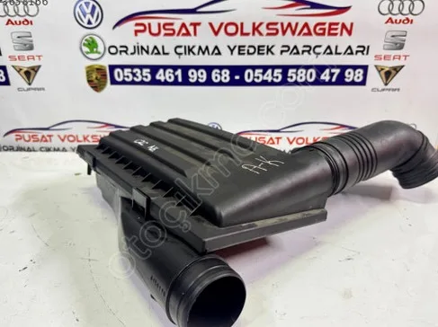 Volkswagen Jetta Hava Filtresi Kutusu 04E 129 611 G çıkma parça