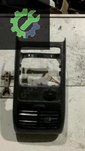 Jetta Arka Havalandırma Izgarası Komple 5C6864298F 5C6864298