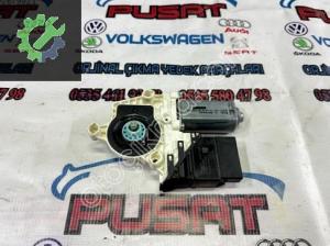 JETTA ÇIKMA SOL ARKA CAM MOTORU 3C0 959 703 B