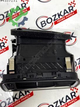 Volkswagen Jetta Havalandırma Izgarası 5C6819062 çıkma parça
