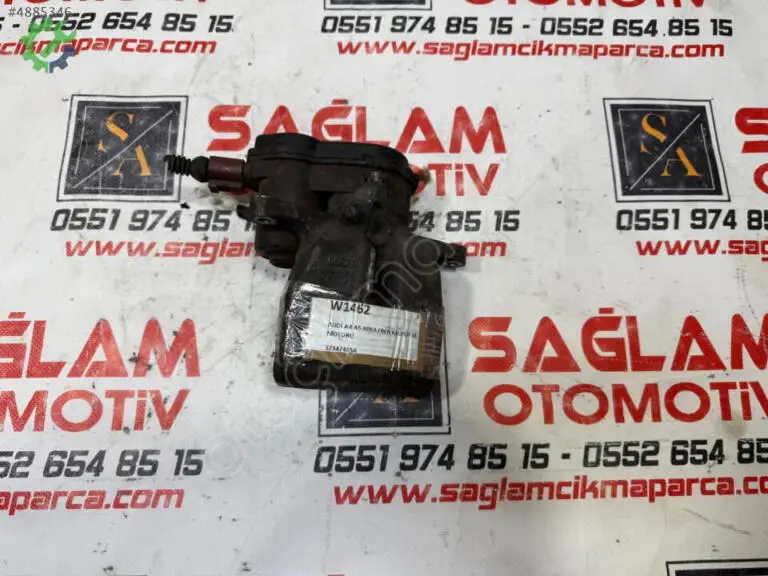 Audi A4 Fren Kaliperi çıkma parça