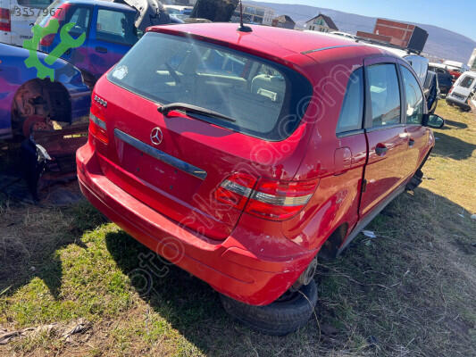 Mercedes-Benz C Serisi Torpido çıkma parça
