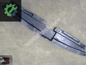 Kia Ceed ön panel üst plastiği