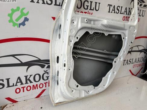Kia Ceed Sağ Arka Kapı çıkma parça
