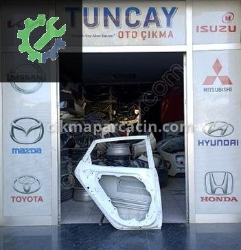 Kia Ceed Sol Arka Kapı çıkma parça