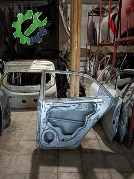Kia Cerato Sağ Arka Kapı 2010-2012 çıkma parça