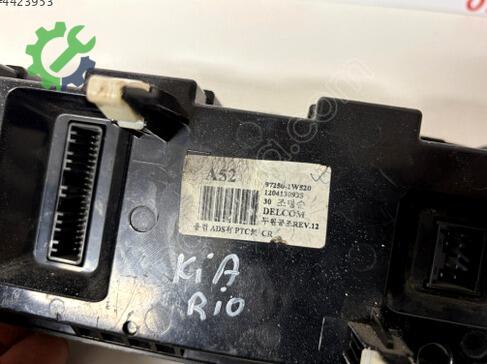 Kia Rio Klima Kontrol Paneli 972501W520 çıkma parça