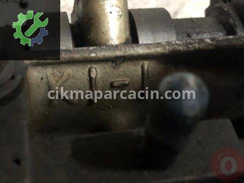 Kia Sephia Silindir Kapak B551B5 çıkma parça