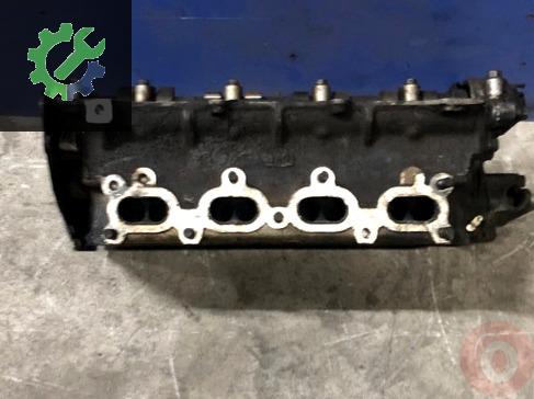 Kia sephia silindir kapak dolu çıkma B551B5