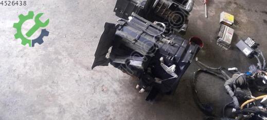 Kia Shuma Kalorifer Kutusu çıkma parça