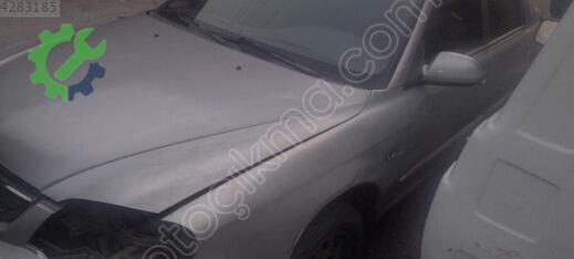 Kia Shuma Ön Cam çıkma parça