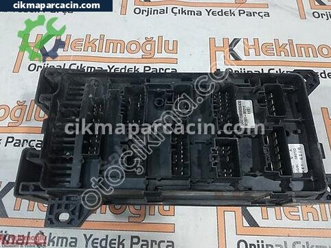 Kia Sorento Sigorta Kutusu çıkma parça