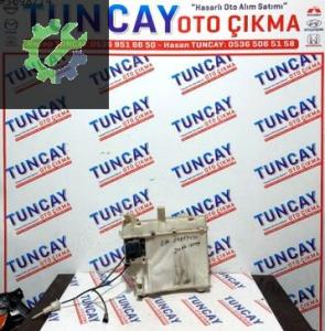 KİA SORENTO SİLECEK FİSKİYE DEPOSU 2006-2009 ÇIKMA PARÇA ORJİNAL