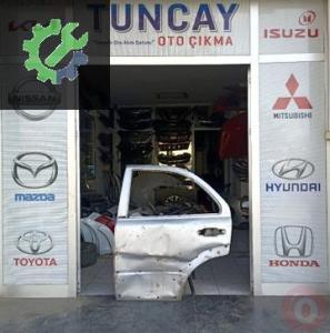 KİA SORENTO SOL ARKA KAPI 2004-2009 ÇIKMA PARÇA